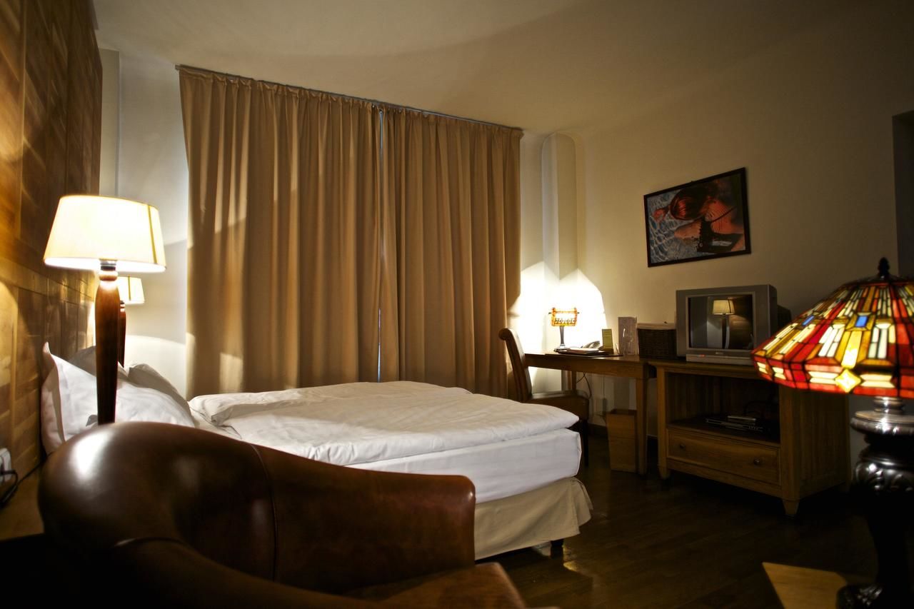 Отель Rembrandt Hotel Бухарест